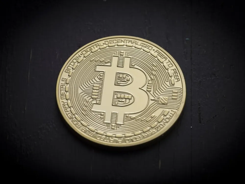 What is bitcoin worth and how to get bitcoin?
