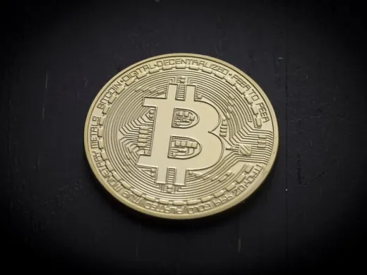 What is bitcoin worth and how to get bitcoin?